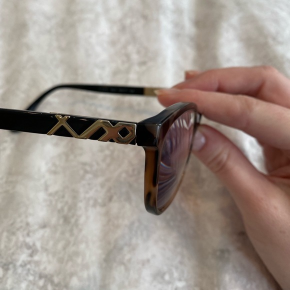 Burberry Tortoiseshell Glasses - Picture 7 of 10
